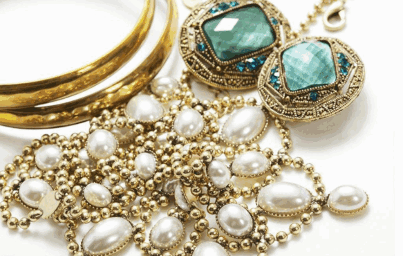 【PA真人视讯】2018年韩国个人饰品行业预测分析报告